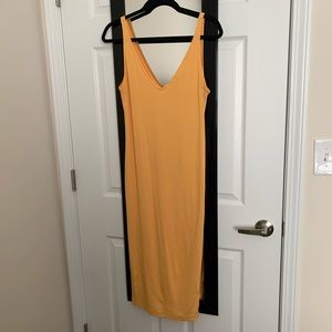 Deep V-cut Bodycon